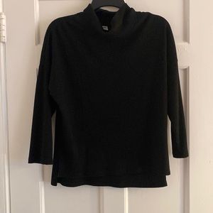 Black turtleneck, flowy armed sweater!